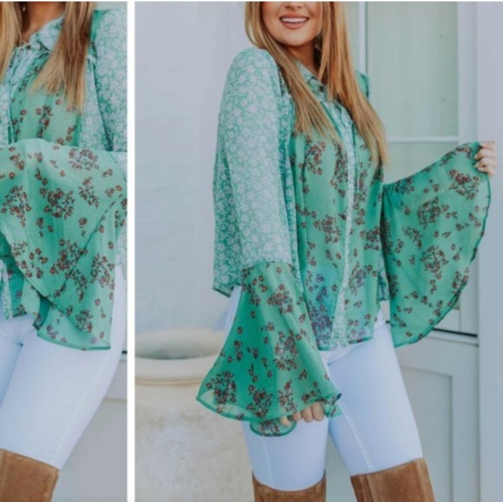 Fre People Floral Green Blouse Sheer with Bell Sleeves Size XS